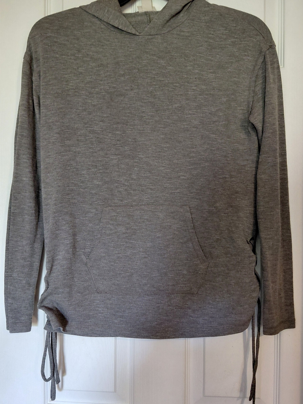 Mossimo Supply Co. Gray Crewneck Hoodie Sweater